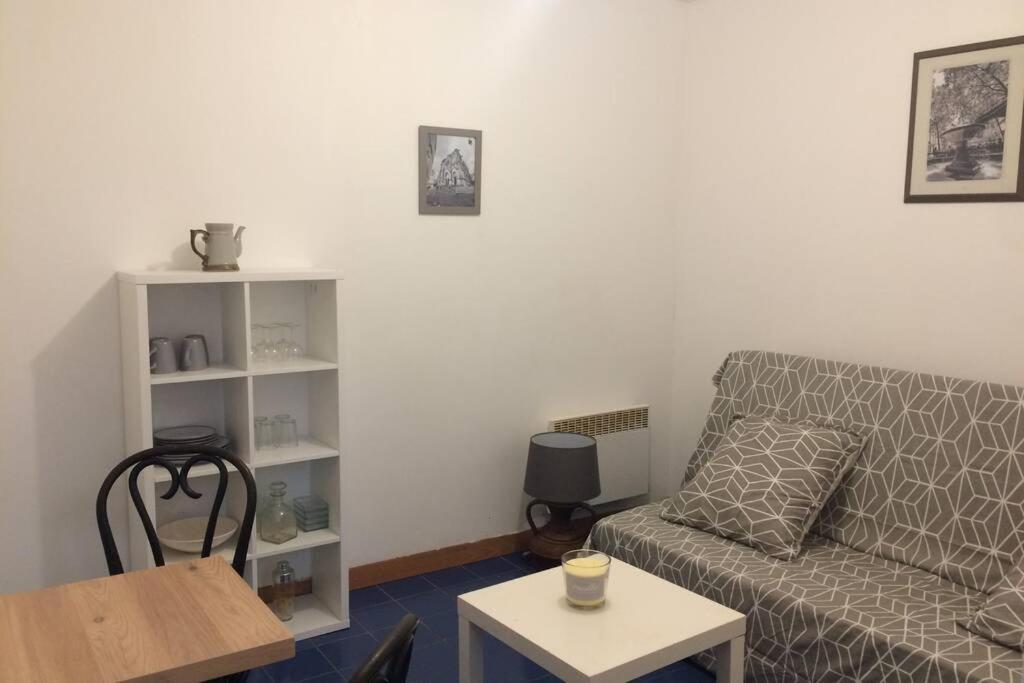 Studio T1 Cv - Calme Avec Cour Montpellier Dış mekan fotoğraf